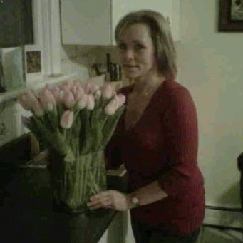 Betty Evans Photo 33