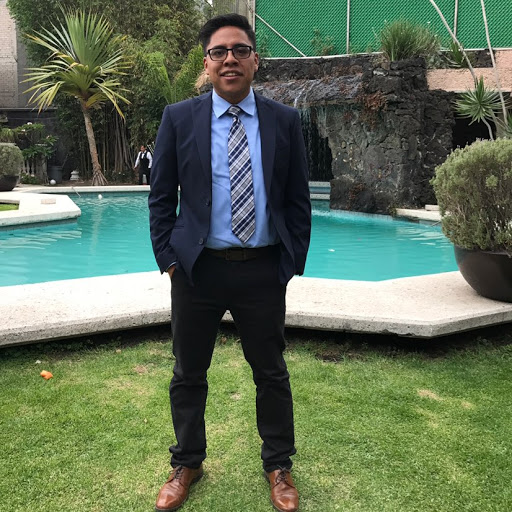 Carlos Arellano Photo 32