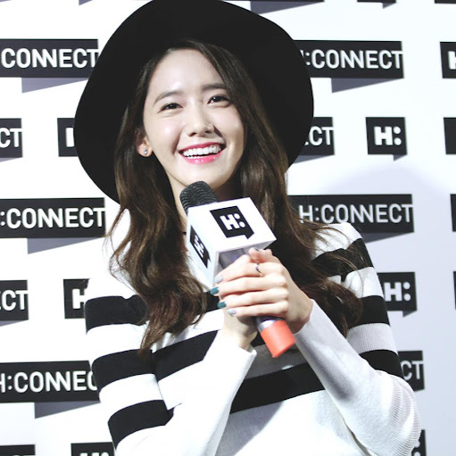 Loan Nguyen Photo 29