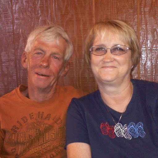 Sandy Small Photo 31