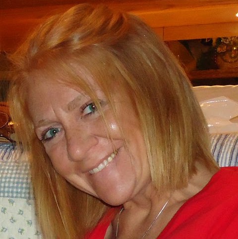 Shannon Lewis Photo 10