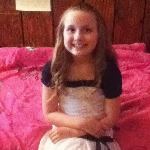 Danielle Runyan Photo 10
