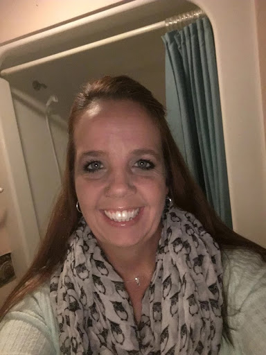 Stephanie Lee Photo 28