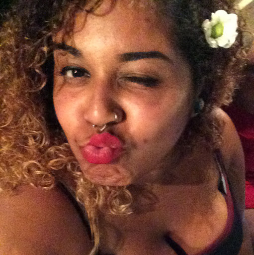 Michelle Colon Photo 3