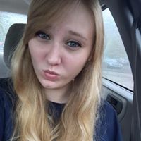 Melanie Randolph Photo 16