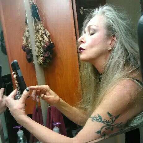 Ellen Scott Photo 29