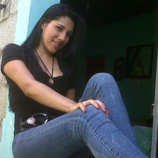 Grisel Hernandez Photo 12