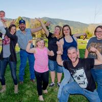 Angela Betts Photo 9