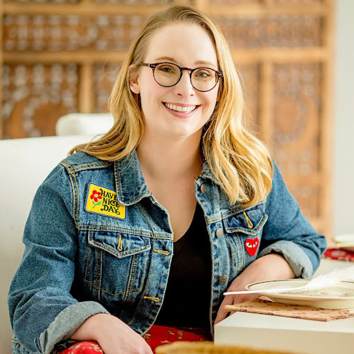 Rachel Hanson Photo 16