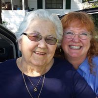 Alyce Thompson Photo 3