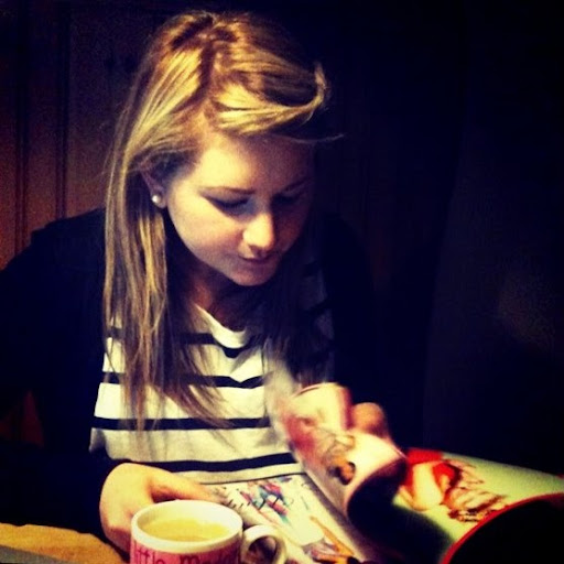 Abbie Turner Photo 13