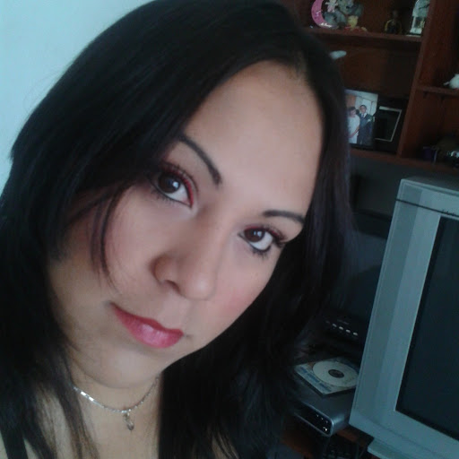 Jessica Vega Photo 12