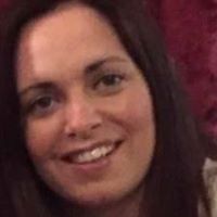 Laura Carey Photo 19