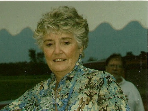 Catherine Davidson Photo 25