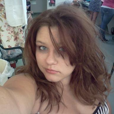 Sara Ashley Photo 30