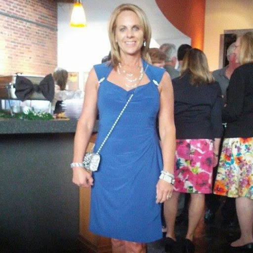 Annette Hinton Photo 7