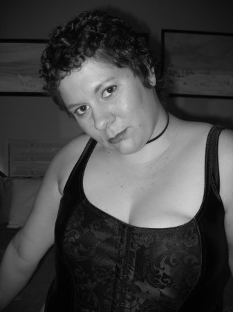 Candice Williams Photo 24