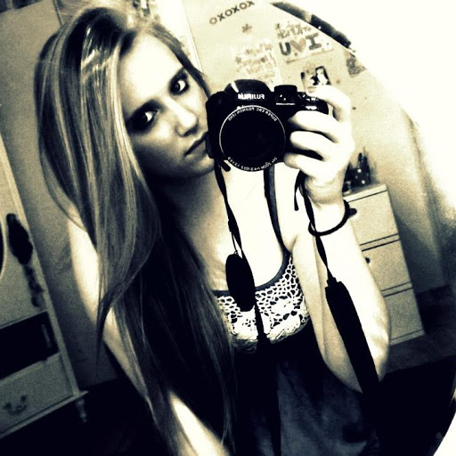 Megan Rutledge Photo 13