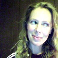 Kimberly Kleine Photo 8