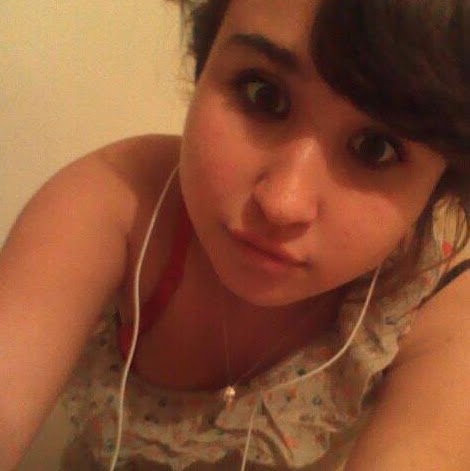 Julie Carrillo Photo 38