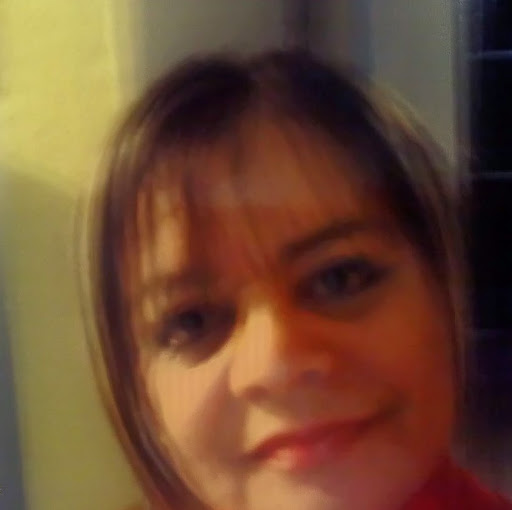 Janet Gonzalez Photo 32
