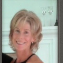 Julie Ashton Photo 15