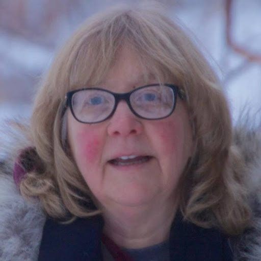 Joan Reynolds Photo 19