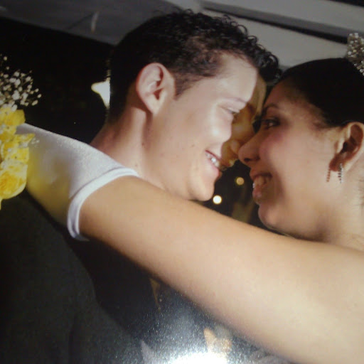 Pamela Franco Photo 28