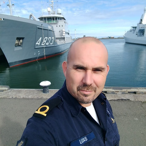 Barry Lucas Photo 40