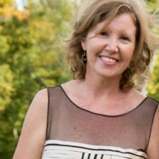 Lisa Townsend Photo 17