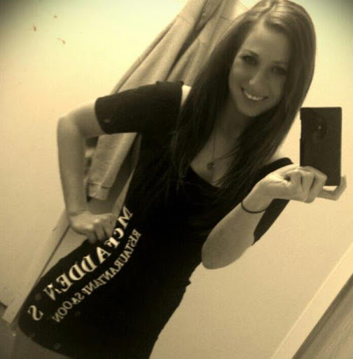 Kelly Dunlap Photo 12