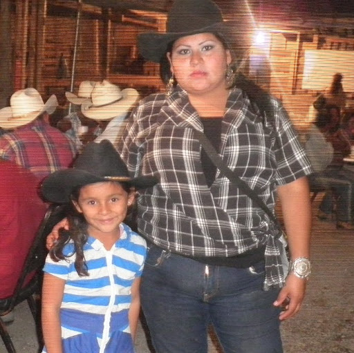 Ericka Rodriguez Photo 8