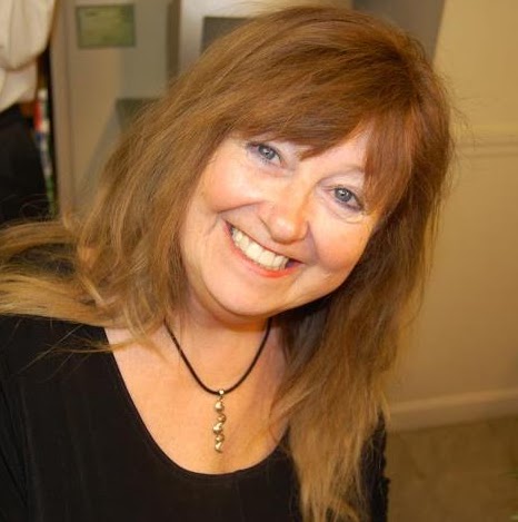 Cindy Giles Photo 23