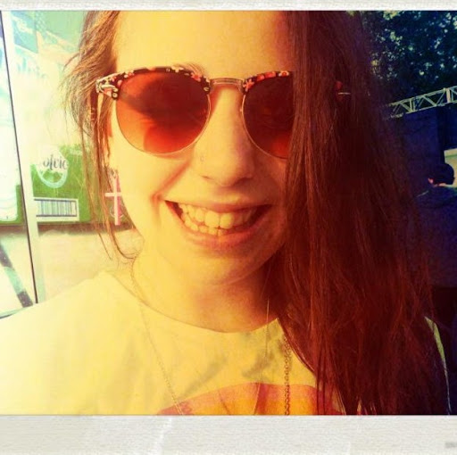 Anna Fisher Photo 11