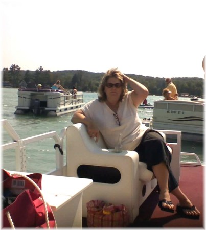 Dawn Singleton Photo 31