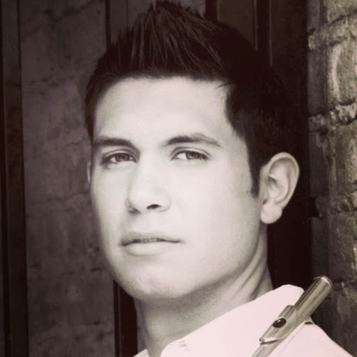 Gabriel Gutierrez Photo 25