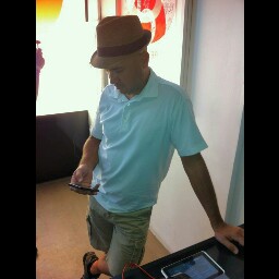 Robert Delvalle Photo 6