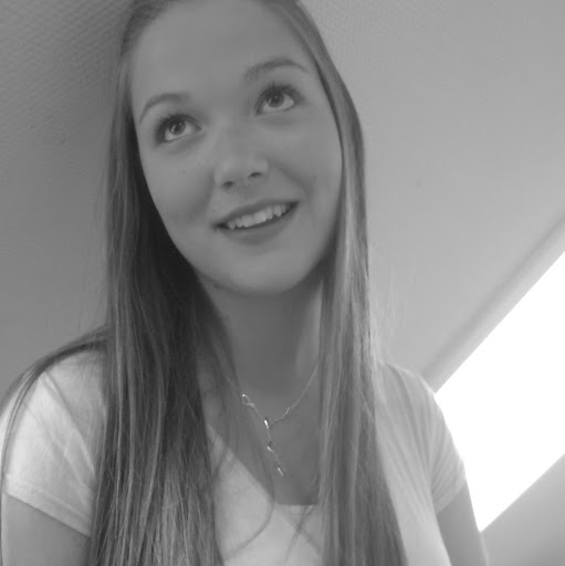 Kristine Rasmussen Photo 11