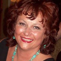 Christina Spitzer Photo 7