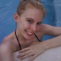 Brandi Lentz Photo 9