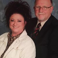 Melissa Holliday Photo 19