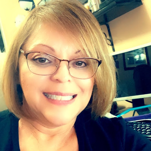 Yolanda Dominguez Photo 11