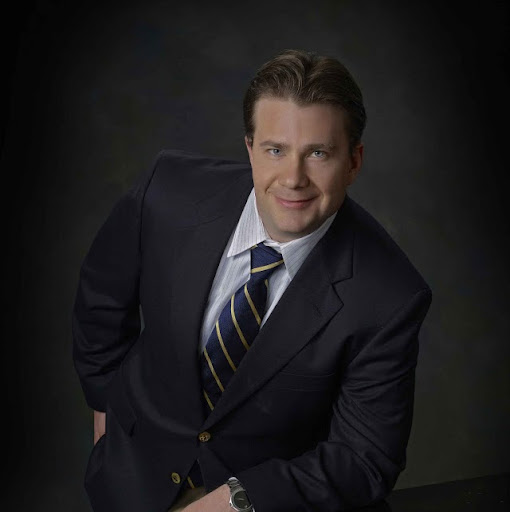 Timothy Ryan Photo 60