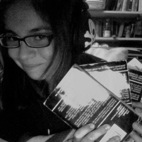 Justine Martinez Photo 8
