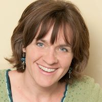 Julia Gerlach Photo 15