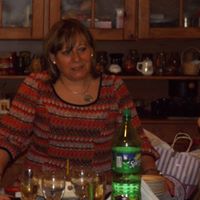 Edita Alvarado Photo 5