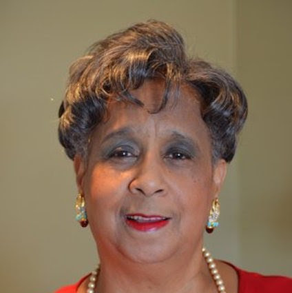 Sharon Lucas Photo 14