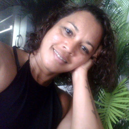 Mary Muniz Photo 13