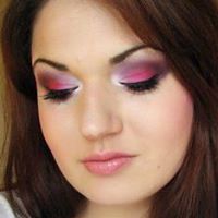 Julia Andersen Photo 9