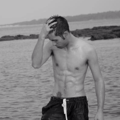 Andrew Fernandez Photo 22
